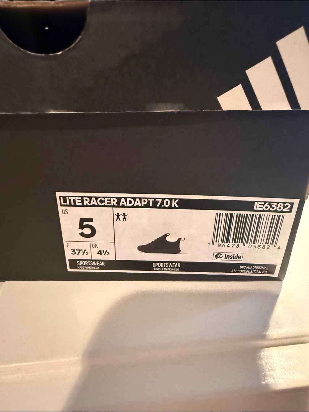 adidas lite racer Kids Black Slip-On Sneakers size 5 NIB - Picture 2 of 8